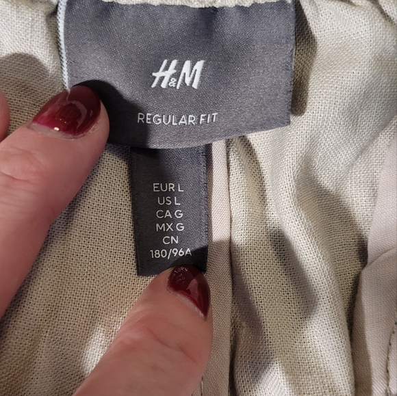 H&M - Cream Shorts - Size Large - Picture 4 of 5